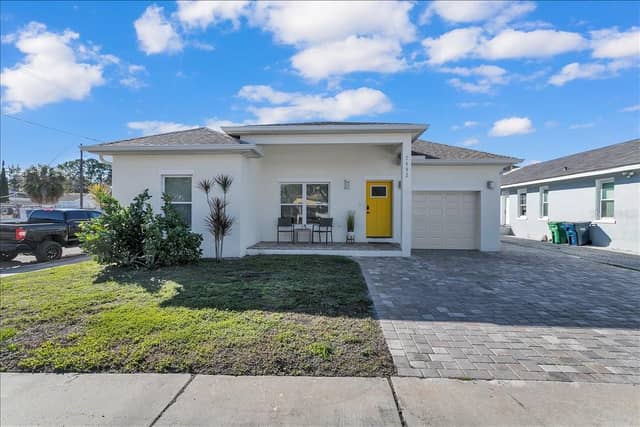 2402 W FIG ST photo
