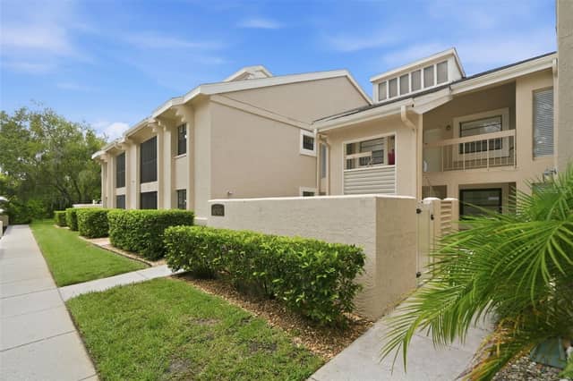 60 ST ANDREWS PL #60 photo