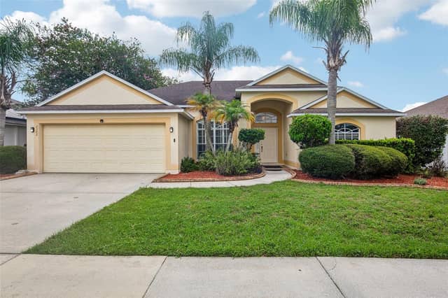 2302 TOWERING OAKS CIR photo