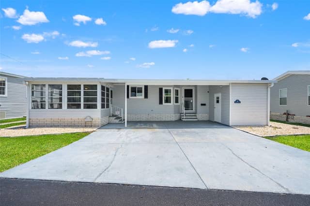 116 MOUNT ISLE AVE NE #116 photo