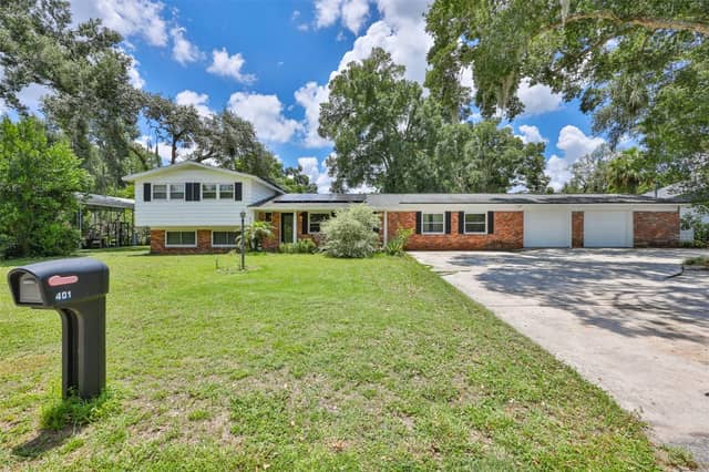 401 OVERLAND DR photo