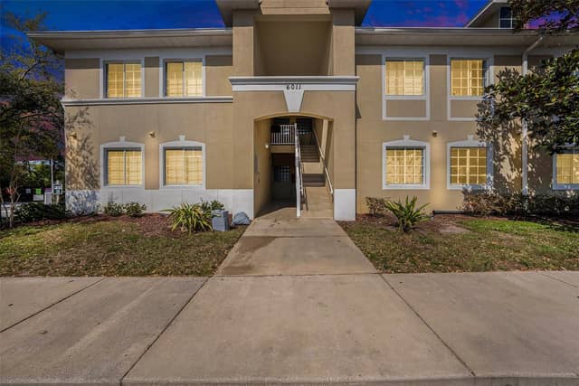 6011 SKYDALE WAY #101 photo