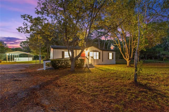 17544 GALVESTON ST photo