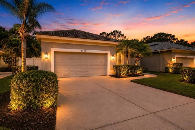 8644 54TH AVENUE CIR E photo