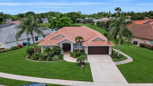 6817 CORRAL CIR photo