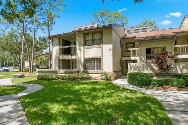 10 WOODLAKE PL photo