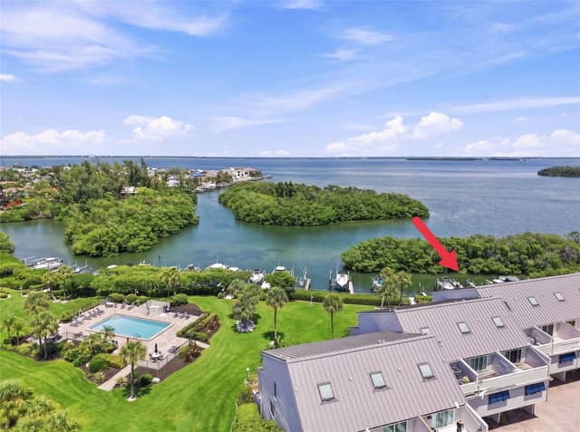 1375 PINELLAS BAYWAY S #39 photo