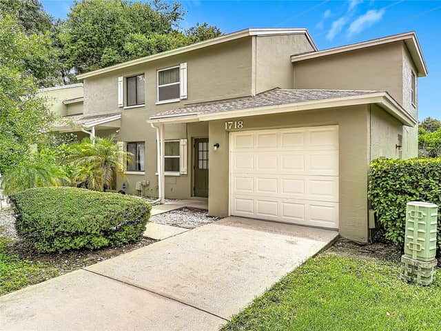 1718 ADAMS CIR S photo