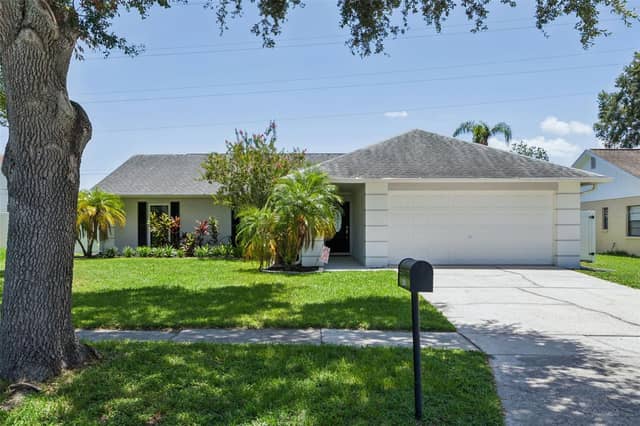 16117 PEBBLEBROOK DR photo