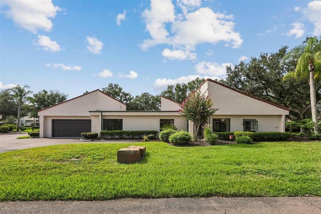 107 SEVILLE CT N photo