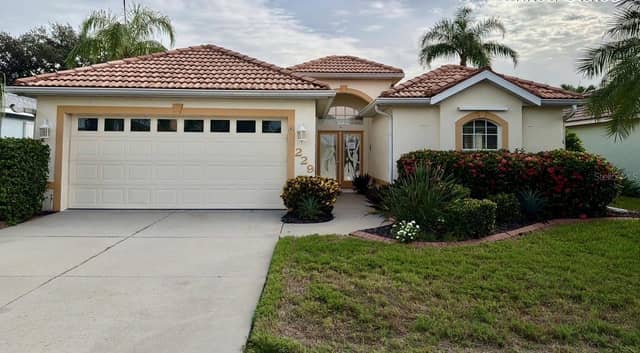 229 VENICE PALMS BLVD photo