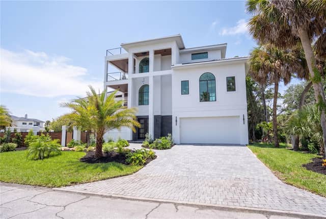 539 AVENIDA DEL NORTE photo