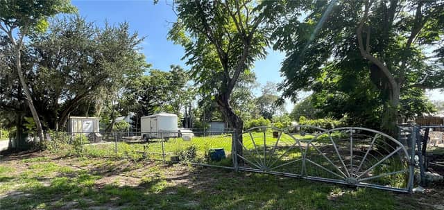 9315 KISSIMMEE ST photo