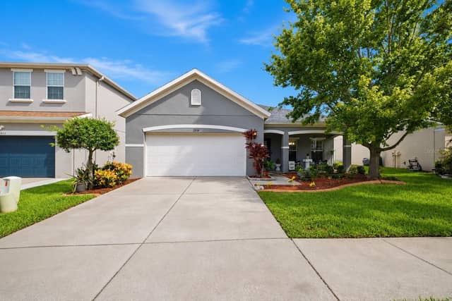 2814 MAPLE BROOK LOOP photo