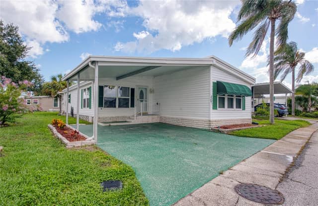 407 DOLPHIN DR S photo