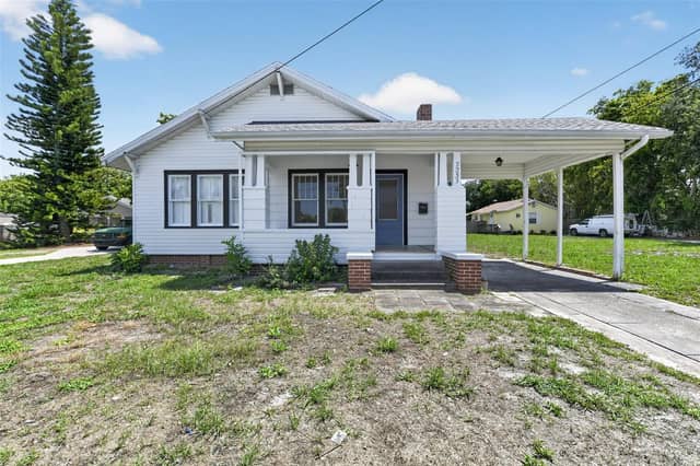 2233 11TH AVE W photo