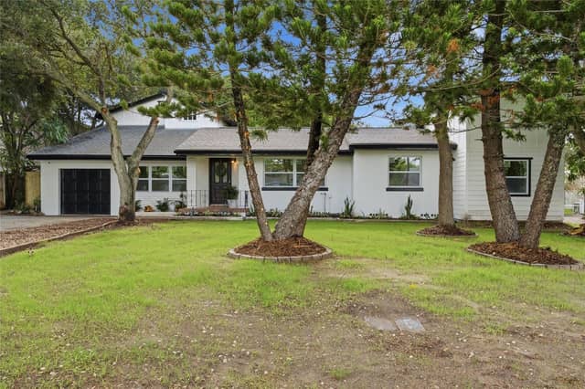 809 WOODCREST AVE photo