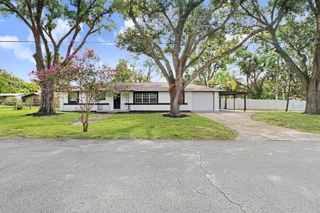 12113 MIDLAKE DR photo