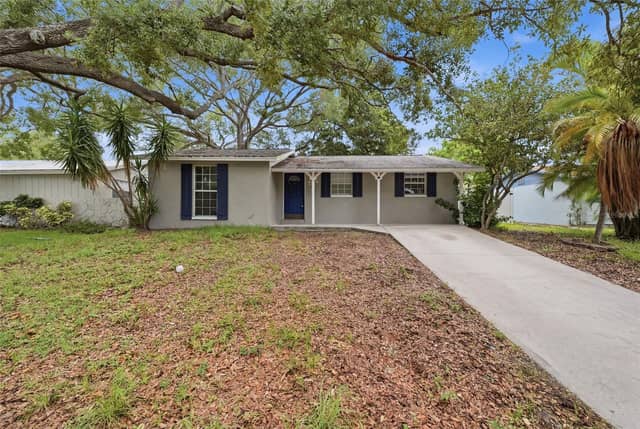 2804 APPLEWOOD DR photo