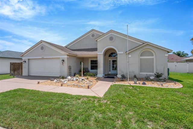 13853 PIMBERTON DR photo