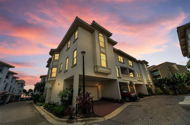 1340 BAYSHORE BLVD #304 photo