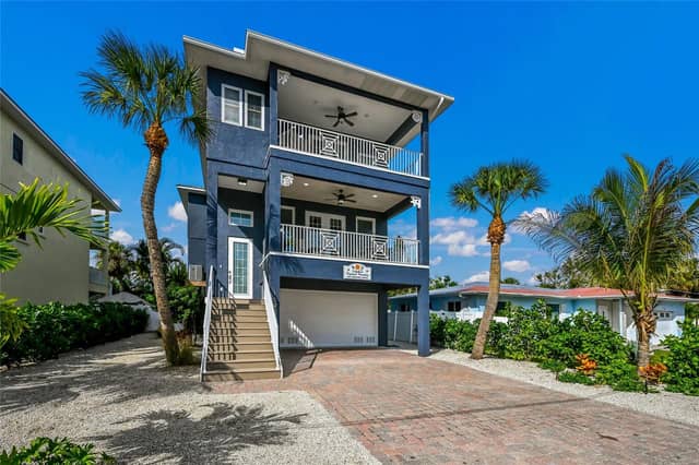 159 CRESCENT DR photo