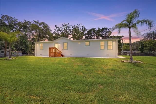 7904 CADILLAC AVE photo