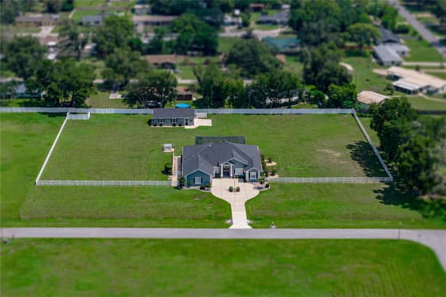 37405 HIGHRIDGE DR photo