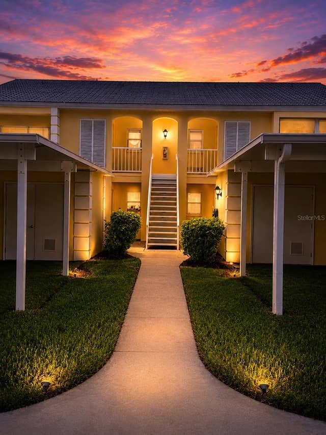 402 CERROMAR CIR N #105 photo