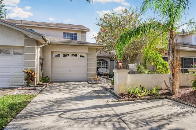 2586 PINE COVE LN photo