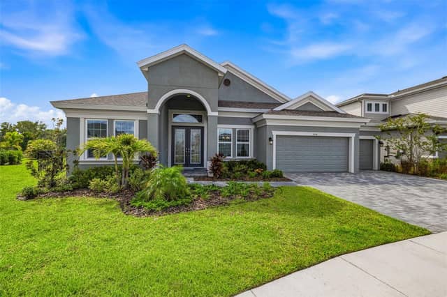 5254 WOLF CREEK DR photo