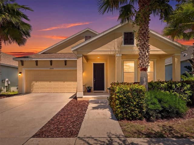 5133 ADMIRAL POINTE DR photo