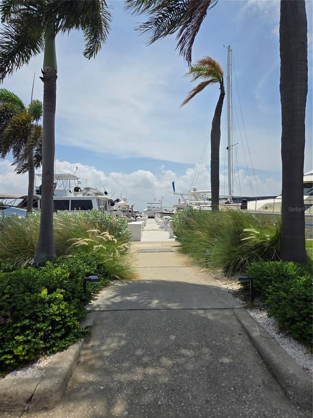 2800 HARBOURSIDE DR #D-16 photo