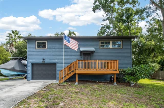 3136 JOHNS PKWY photo