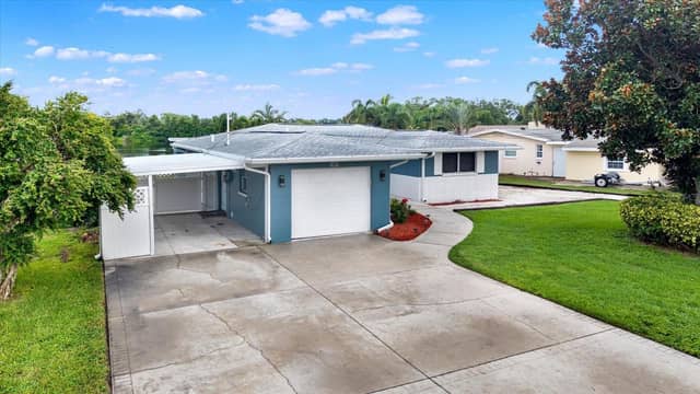 5995 BLOSSOM LAKE DR photo