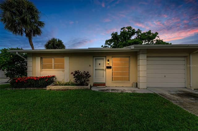 830 CAMBRIDGE CT photo