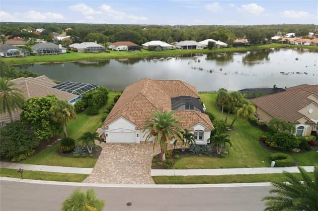 309 S STONE BRIAR CREEK DR photo