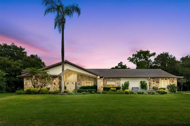2364 VIOLET PL photo