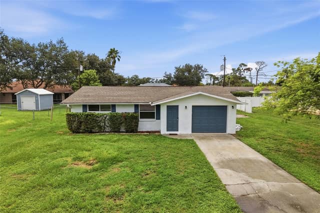 935 EVEREST RD photo