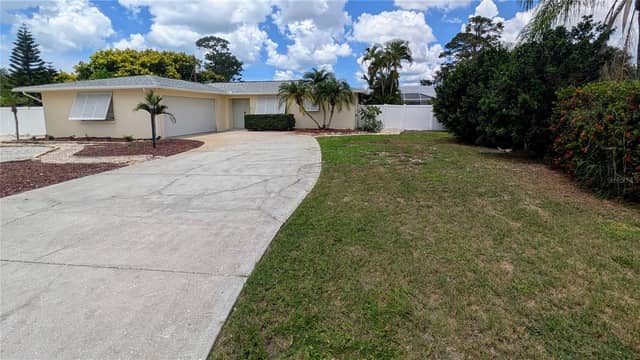 1406 S VENICE BLVD photo