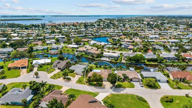 4612 CORAL LAKE DR photo