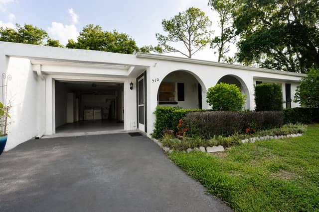 510 PALMER CIR photo