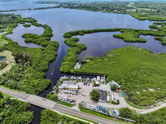 6817 BAYSHORE RD photo