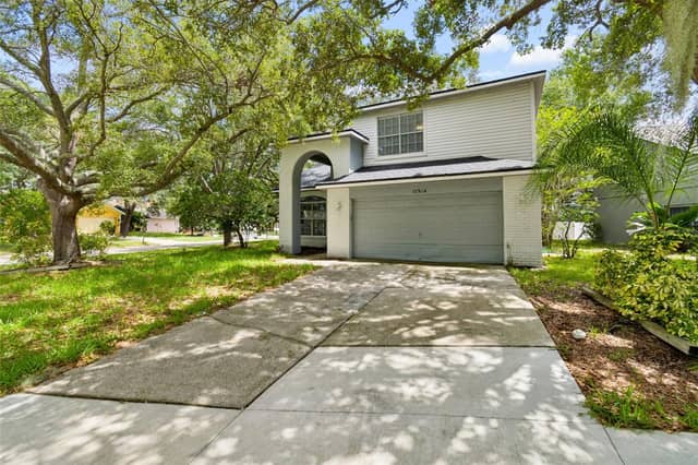 12914 LONGCREST DR photo