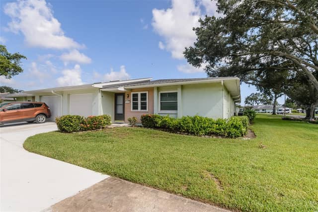 1139 ORANGE TREE CIR E #A photo