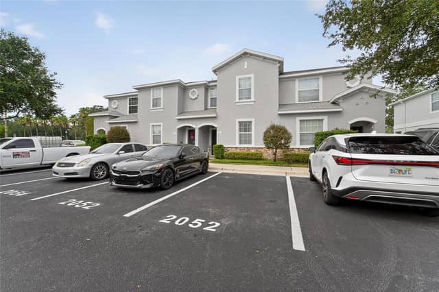 2052 GREENWOOD VALLEY DR photo