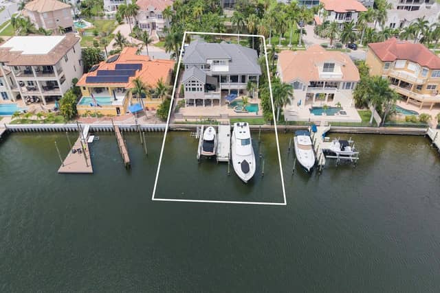 6113 PASADENA POINT BLVD photo