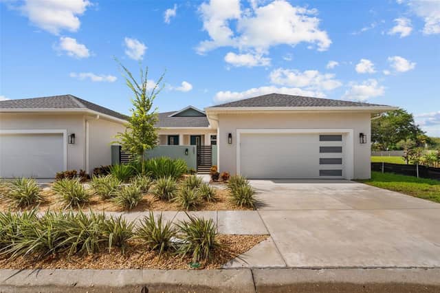 207 ATHENIAN WAY photo