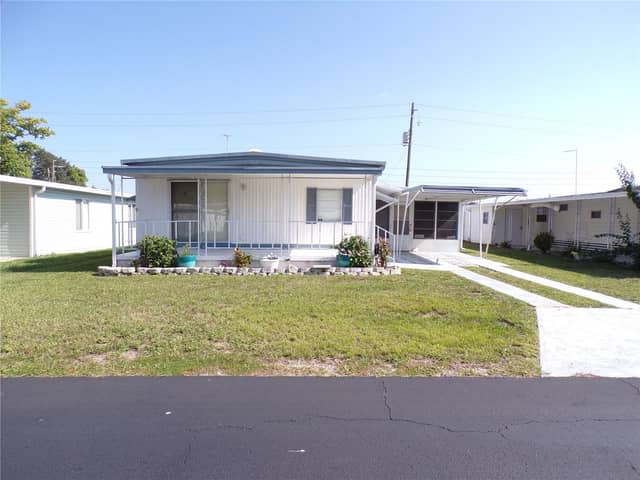 37021 SANDRA AVE photo