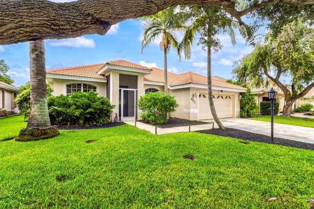 6252 DONNINGTON CT photo